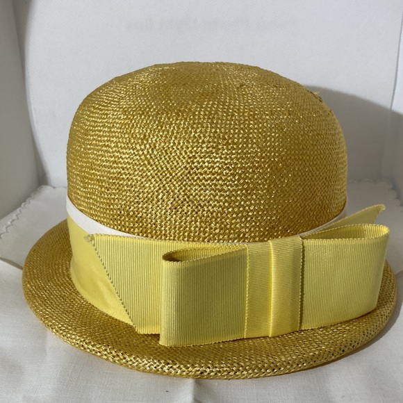 Vintage, Yellow, Derby, straw, grosgrain ribbon 21-1/2” circumference Hat. - Picture 4 of 5